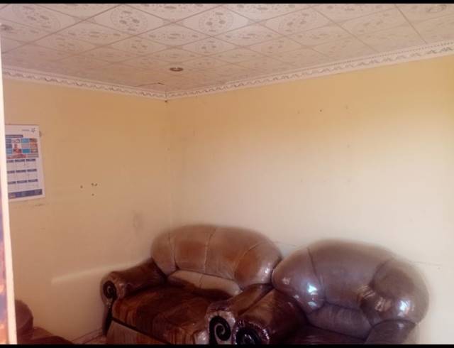 2 BEDROOM HOUSE FOR SALE IN GREENFIELD
